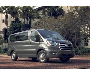 Ford Transit Tiêu Chuẩn
